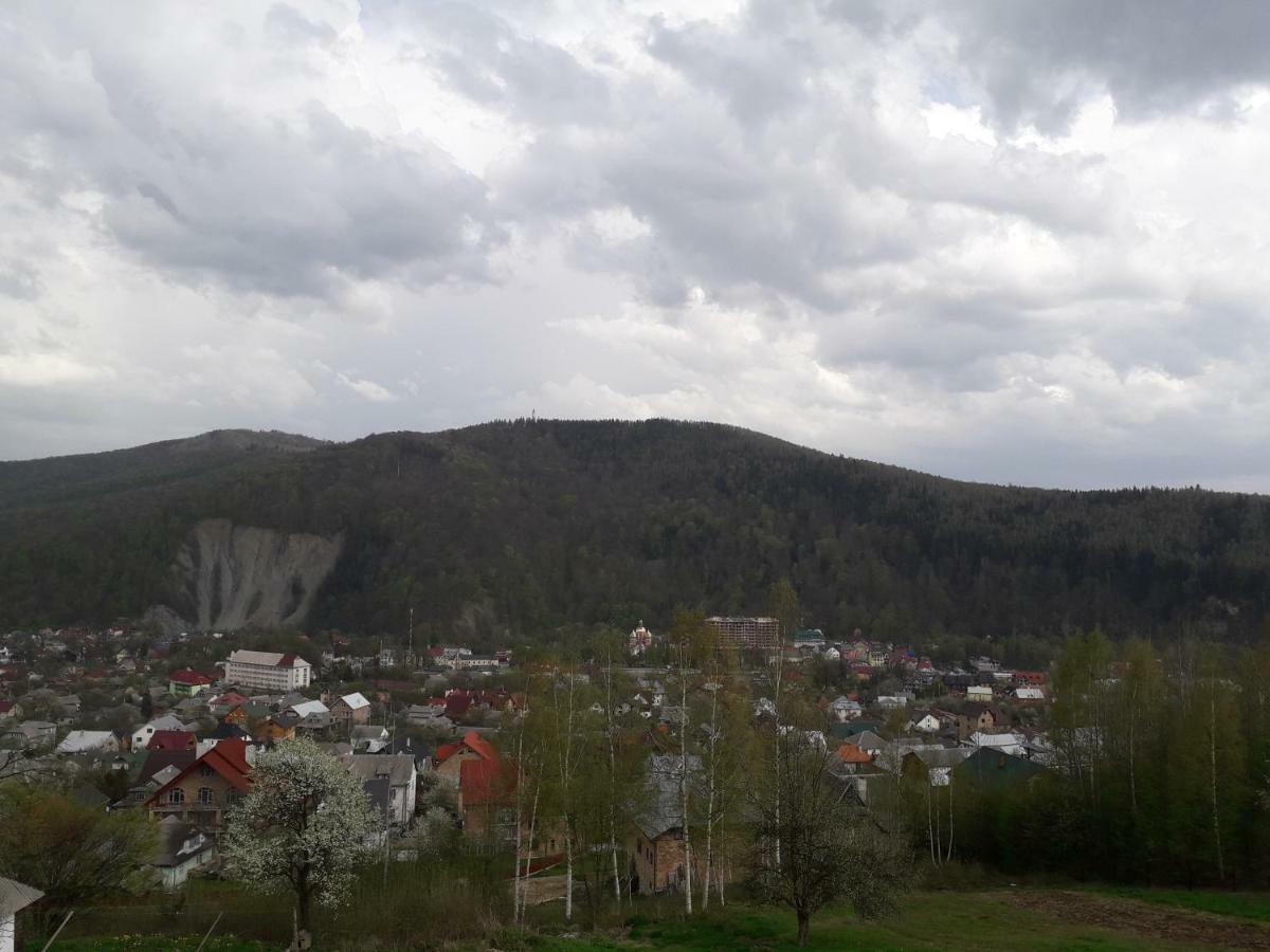 Вікенд Yaremche Exterior foto